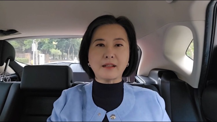 王鴻薇說,奉勸行政院用這樣對抗的方式,並不是真正的對預算好,不過是想要幫大罷免來加溫而已。(圖/王鴻薇國會辦公室)