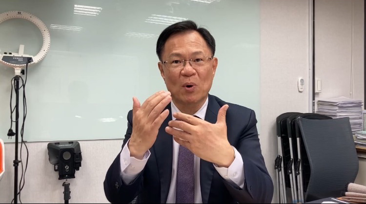 張啓楷表示,提案中明確要求制定「0121 嘉義大埔震災復原自用住宅重建補助方案」,該方案應以原地原容積興建成本的85%作為補助基準,並設立上限。(圖/張啓楷國會辦公室)