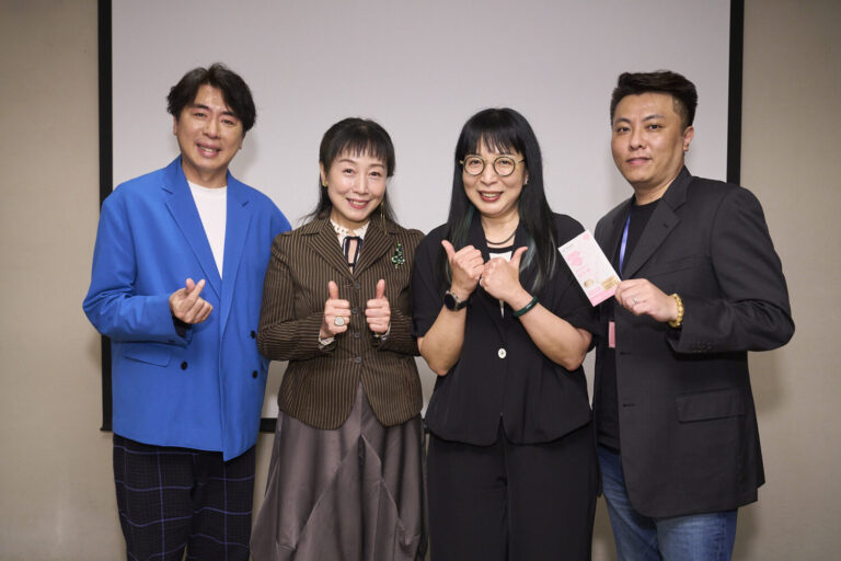 藝人梁赫群(左一)、方岑(左二)現身記者會場，分享生活中看不見的重金屬風險及生活經驗。(圖/生泉生技提供)