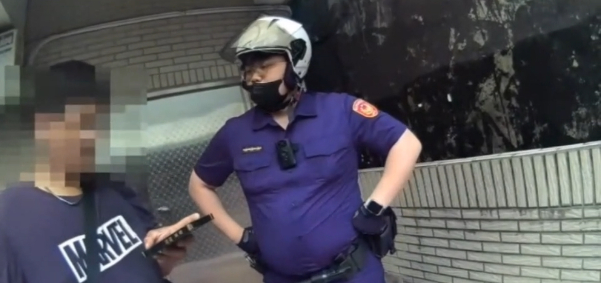 土城警設伏逮嫌。(記者徐煜勝翻攝)