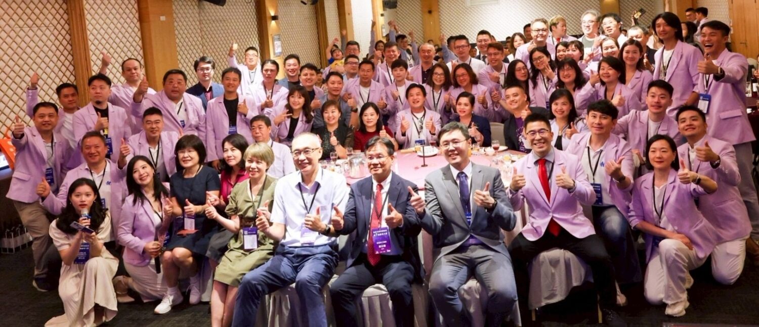 全體與會貴賓合影紀念。(圖/記者林照東翻攝)