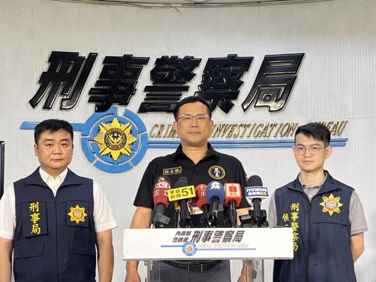 偵二大隊大隊長李泱輯說明案情。(刑事局提供)