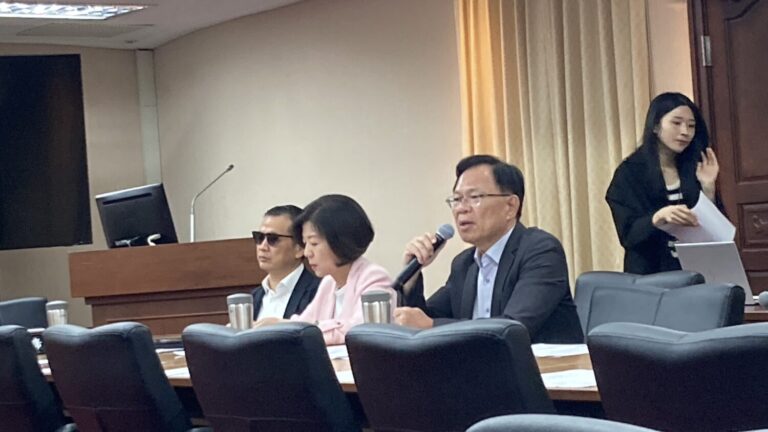 民眾黨立院黨團副總召張啓楷明確要求「一週清垃圾、兩週修房屋」。(圖/張啓楷國會辦公室)