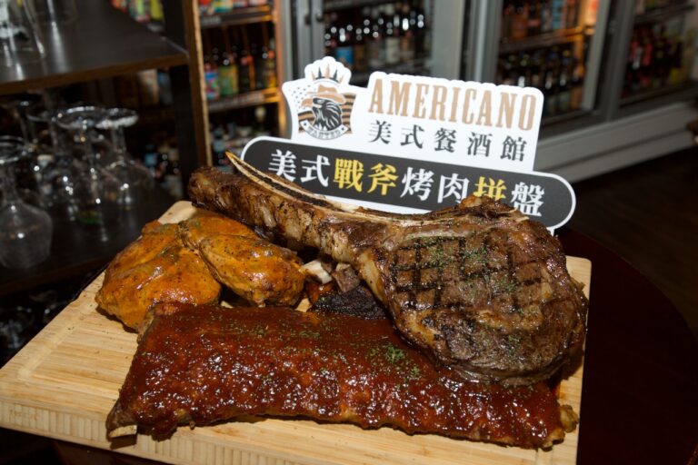 ABV美式餐酒館 烤肉派對拼盤 重磅分享餐 NTD9888(五天前預約)。(圖/ABV南洋餐酒館提供)