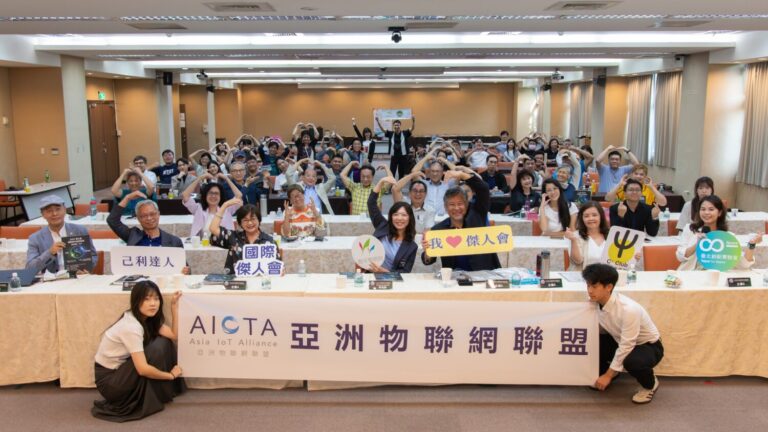 論壇除創業簡報競賽外，也同步舉行創新交流會與新書座談，協助新創團隊鏈結投資人脈與產業資源。(翻攝畫面)