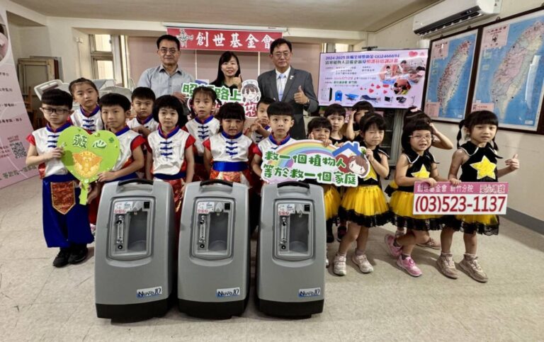 創世基金會新竹院朱敏慧院長特別感謝扶輪社的善心義舉。(圖/記者黃溎芬翻攝)