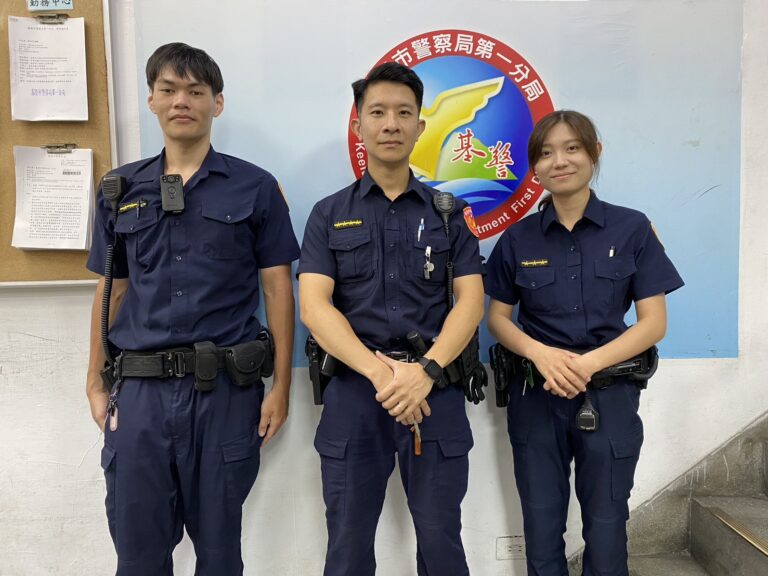 第一分局忠二路派出所巡佐盧明晟、警員黃昱嘉、顏翎絢。(圖/記者薛秀蓮 翻攝)