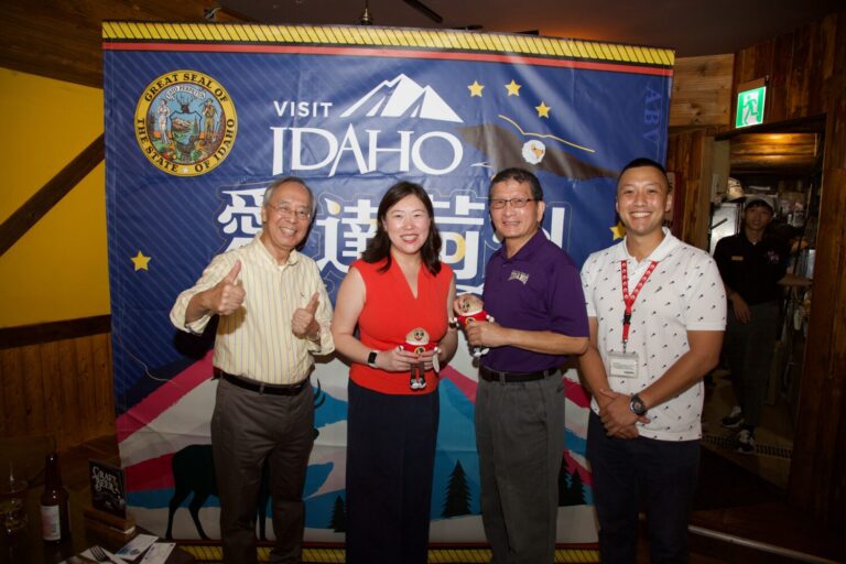 (左起)美國密蘇里州亞太商務辦事處馬處長、美國在台協會農業貿易推廣處姚總監、美國愛達荷州亞太商務辦事處嚴處長。(圖/ABV南洋餐酒館提供)