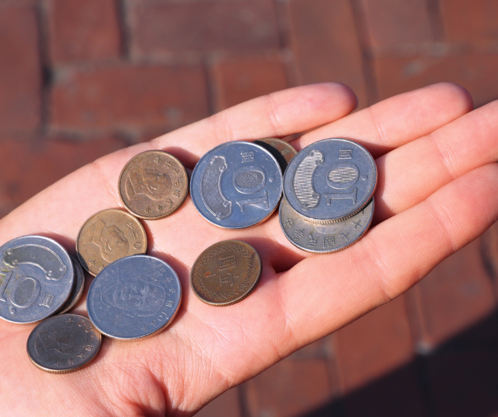 10塊錢可以幹嘛？」PTT釣出80年代神人回憶殺：我根本是富翁！ - 警政時報