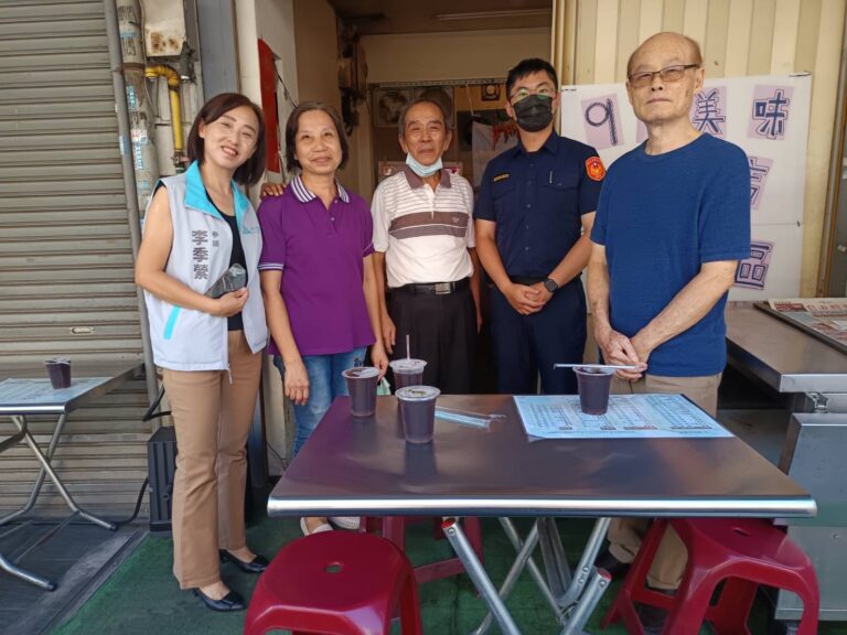 新竹市政府及警方代表前往林森路早餐店，向店家表達關懷與慰問。（圖/新竹市政府警察局提供）