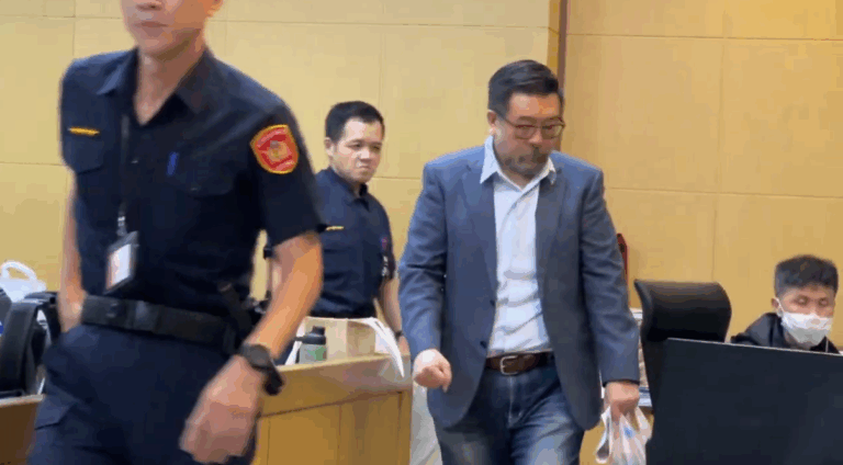 國民黨籍台北市議會副議長葉林傳涉嫌經營賭博電玩並圖利特定業者,訊後以新台幣500萬元交保。(翻攝畫面)