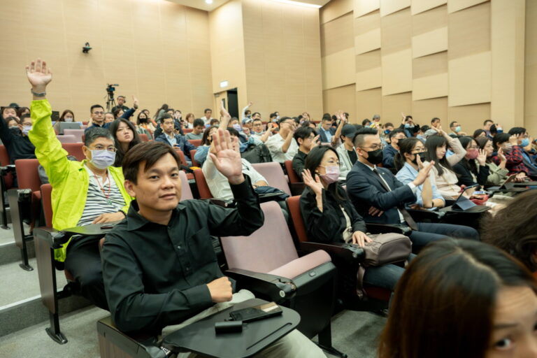 2025 WIW 世界投資者週聯合論壇10月 8、9 日兩天登場，主題聚焦科技與數位金融、人工智慧、防詐與投資人保護，圖為去年論壇資料照片。(圖／WIW聯合論壇)