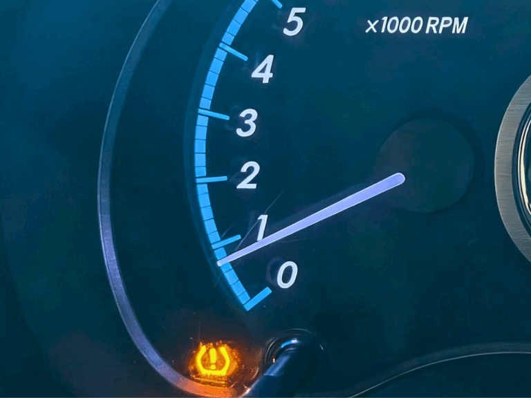 原廠的「胎壓警示燈」。(圖/Orange TPMS 提供）