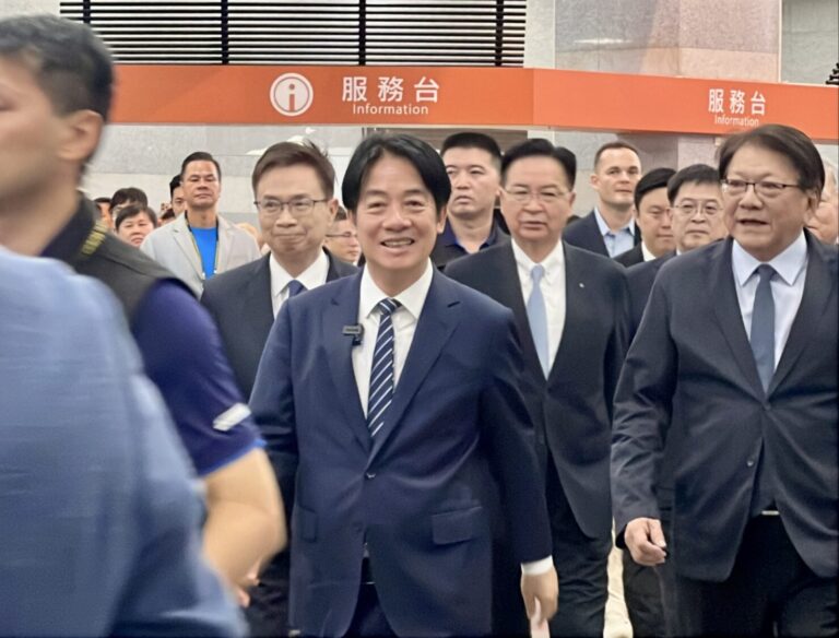 總統賴清德參觀「2025台北國際航太暨國防工業展」。(記者/司徒 攝）