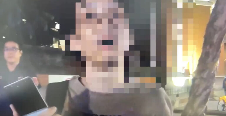 酒醉韓國男子。(記者徐煜勝翻攝)