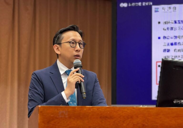 葛如鈞直指AI政策三大盲點：算力不足、人型機器人定位模糊、學研資源分散。(圖／葛如鈞國會辦公室)