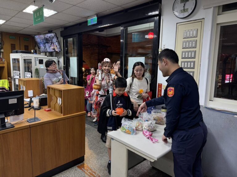 三峽派出所活動現場(圖/記者戴昱弘翻攝)