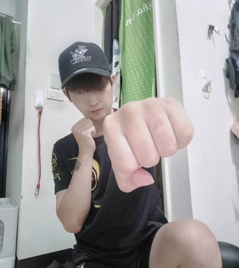 格鬥選手暨公益倡議者陳勇正，平日訓練保持高度警覺與專業格鬥技巧，成為他在聚會中識破投藥危機的重要關鍵。（圖/當事人提供）