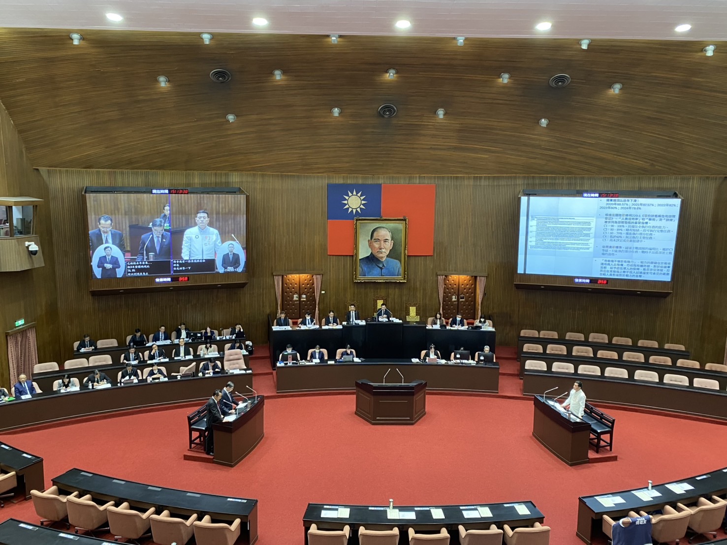 黃仁強調，有裝備不等於有戰力，戰力的關鍵在於戰術運用與人員整備。(記者包克明 攝)