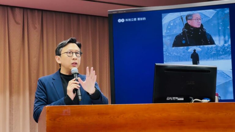 葛如鈞針對近期爭議議題火力全開,質詢文化部長李遠,痛批文化部在政策態度、法制建構與預算運用上存在「四大缺位」。(圖/葛如鈞國會辦公室)