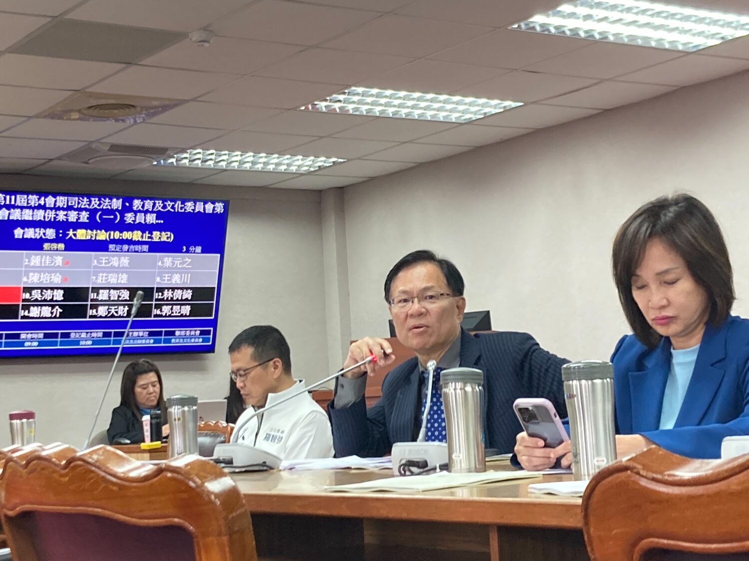 張啓楷在會中強烈抨擊民進黨政府「以改革之名行罷凌之實」。(圖／張啓楷國會辦公室)