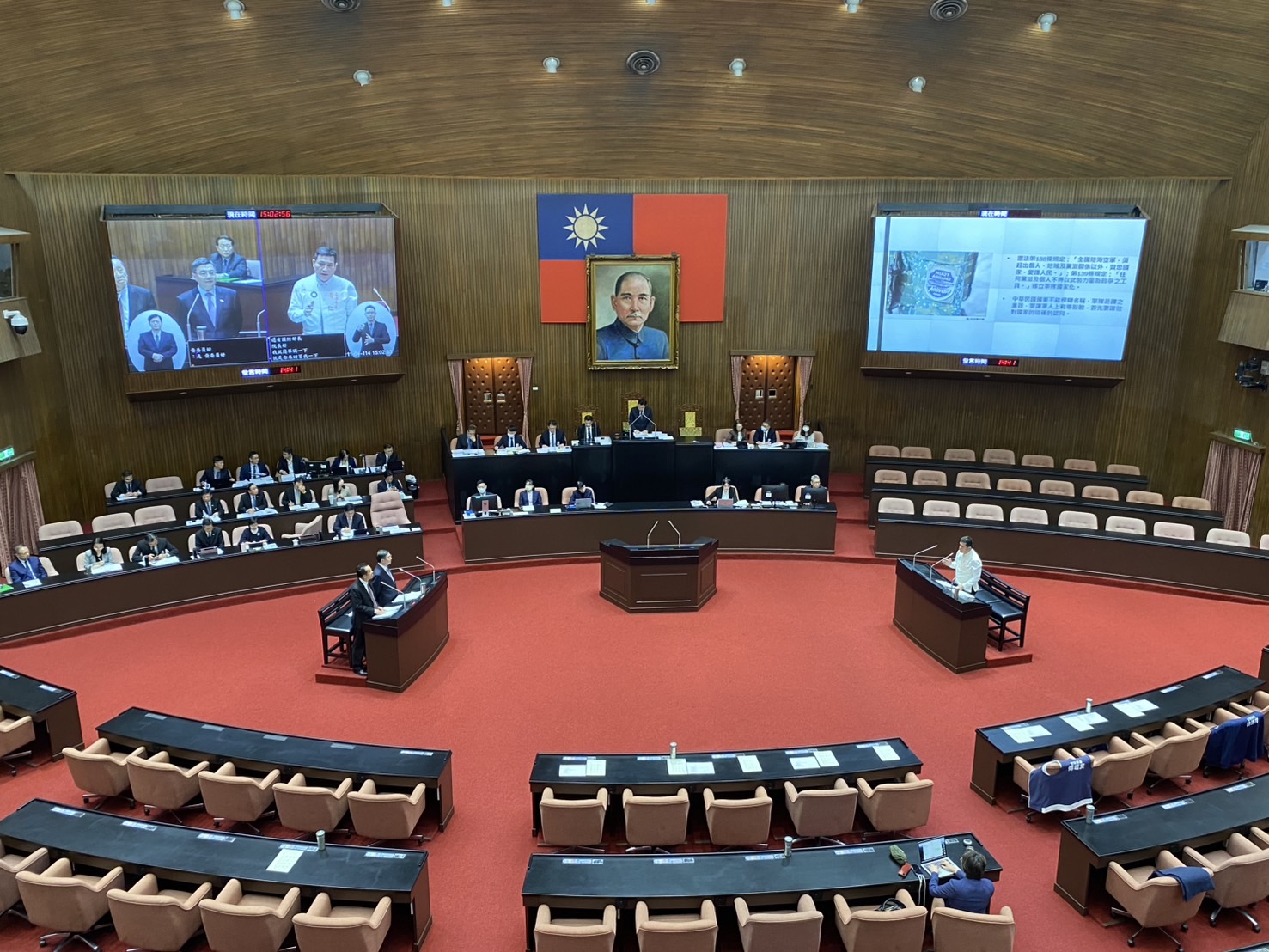 黃仁強調，軍隊名稱不能模糊！警告：民進黨削弱國軍精神戰力如共產黨作法。(記者包克明 攝)