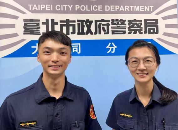 寧夏路派出所警員洪瑋哲(左)、蔡嘉瑩(右)