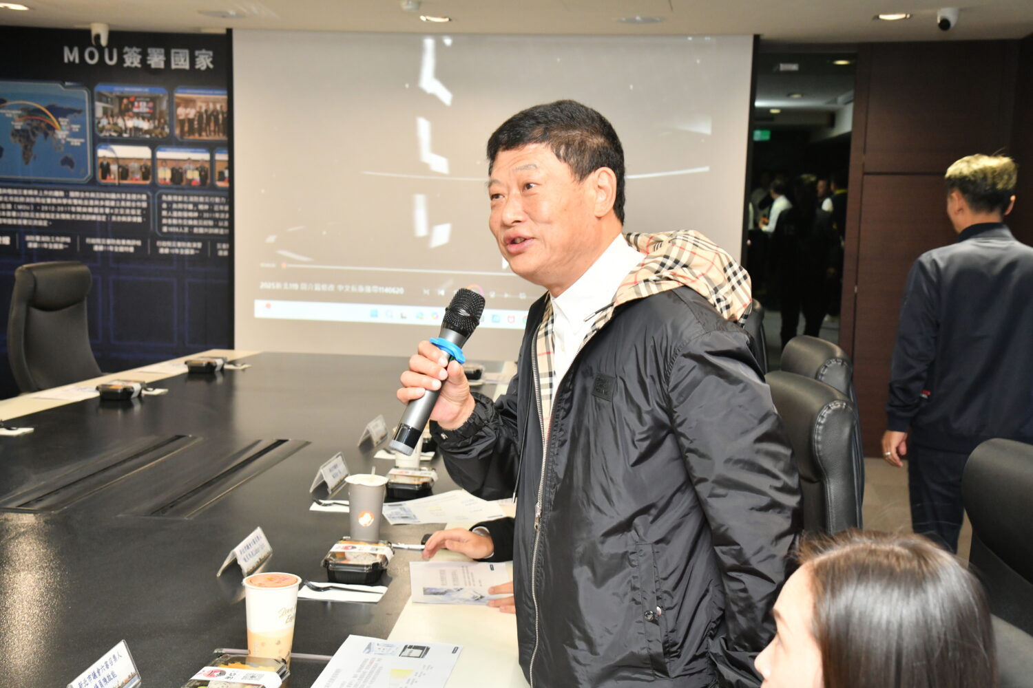 港宏福苑大火奪94命後　新北議員陳啟能籲全面檢查工地消防安全 - https://www.watchmedia01.com