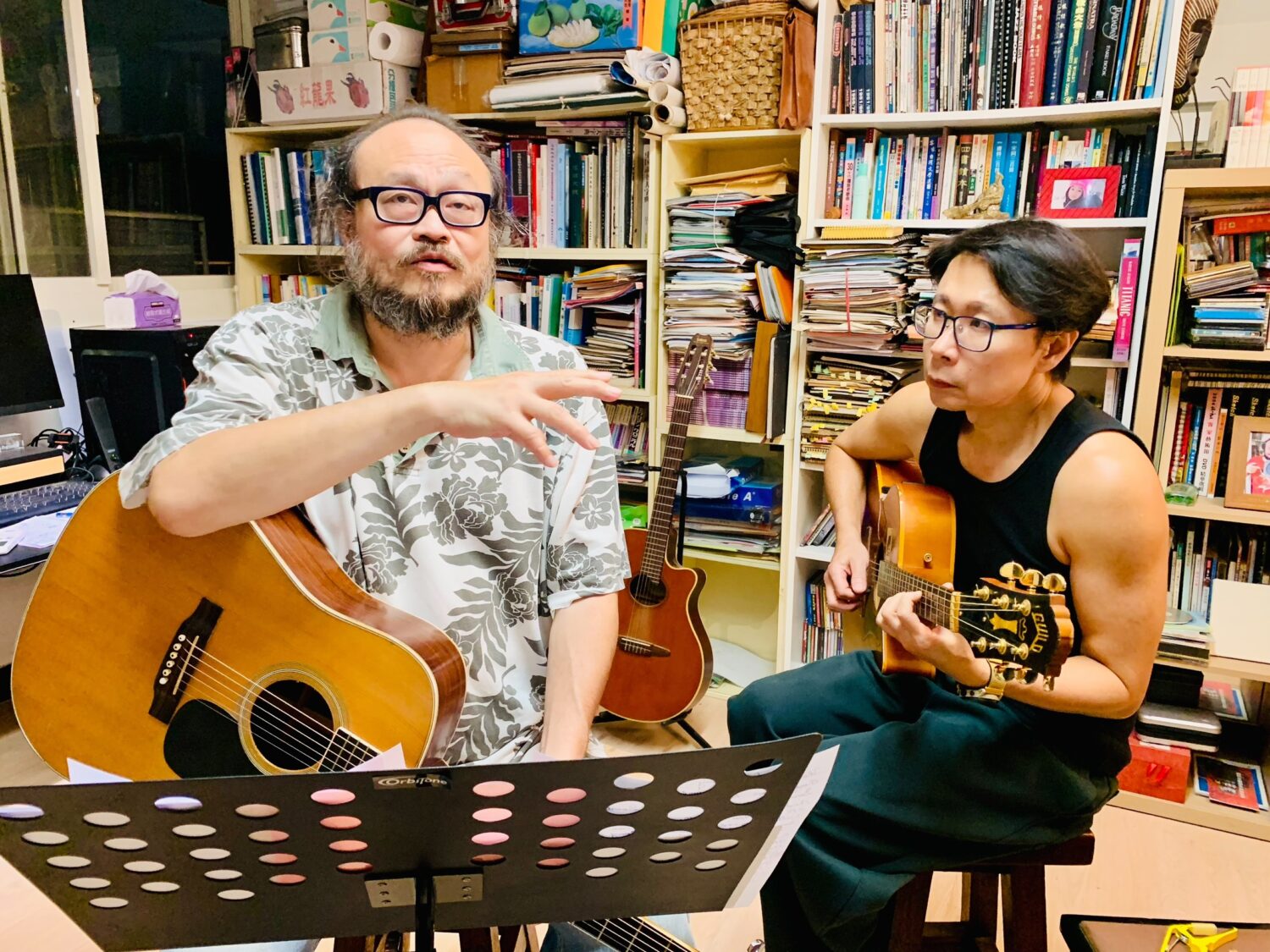 左起-港節雙王再出擊！歌王謝宇威、傳奇樂手劉志遠將於「好友港節」同台飆唱！(圖/好友港節 提供)