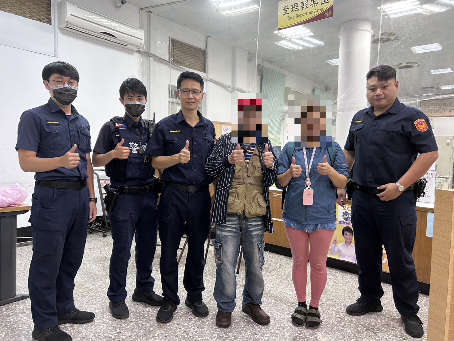 紅帽成關鍵!巡邏警眼尖辨識 迷途失智翁深夜被尋獲 - https://www.watchmedia01.com