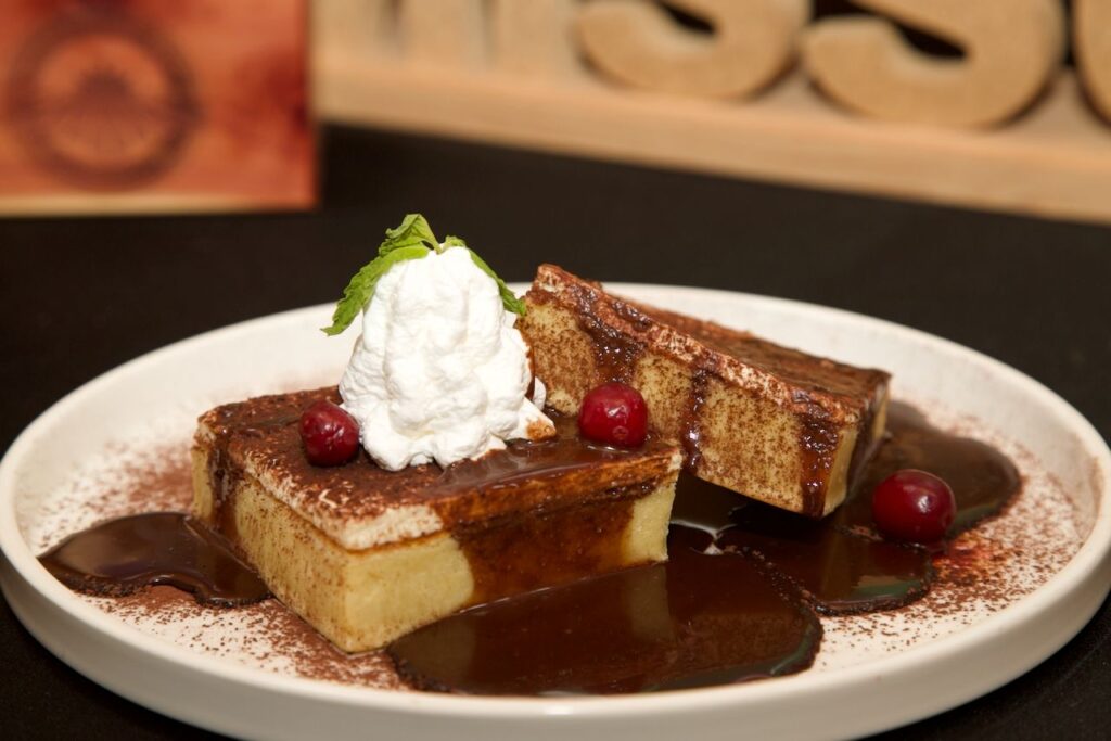 密蘇里古尼奶油蛋糕。（圖／ABV 美式餐酒館 提供）