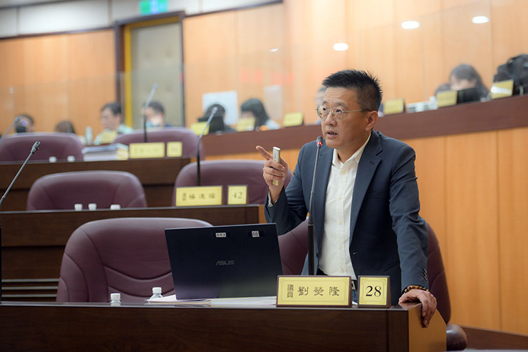 龍潭觀光軸線精緻化　劉熒隆議員建請文化結合建設 - https://www.watchmedia01.com