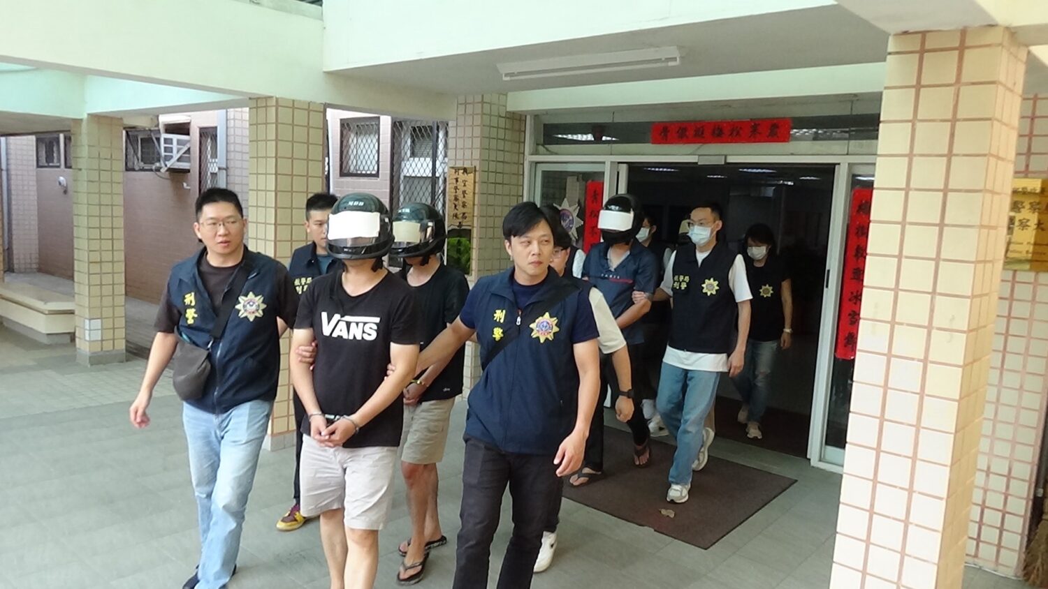 跨國海洛因走私遭攔截 航空警政聯手破獲通緝犯毒品集團 - https://www.watchmedia01.com