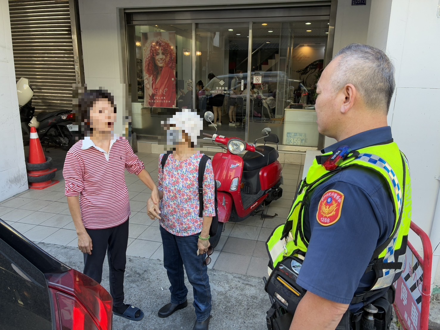 婦烈日迷航驚魂 警民合作速助平安返家 - https://www.watchmedia01.com