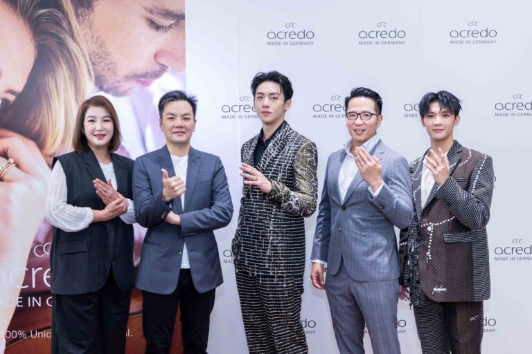 (左起)品牌副總Carol、聖宜集團執行長Wein Lee、藝人葛兆恩、品牌CEO John及藝人紀成澔共同參與剪綵儀式。（圖片提供：亞立詩婚戒）