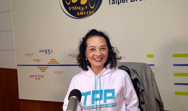 「大媽老司機」朱蕙蓉宣布退黨，猶如投出震撼彈，引發各界高度關切。(記者翻攝)