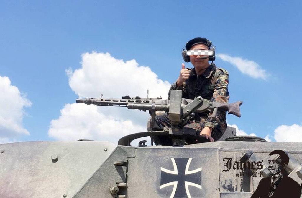 知名軍事作家黃竣民遭詐騙集團盜用照片實施詐騙，高達上千次。(記者翻攝)