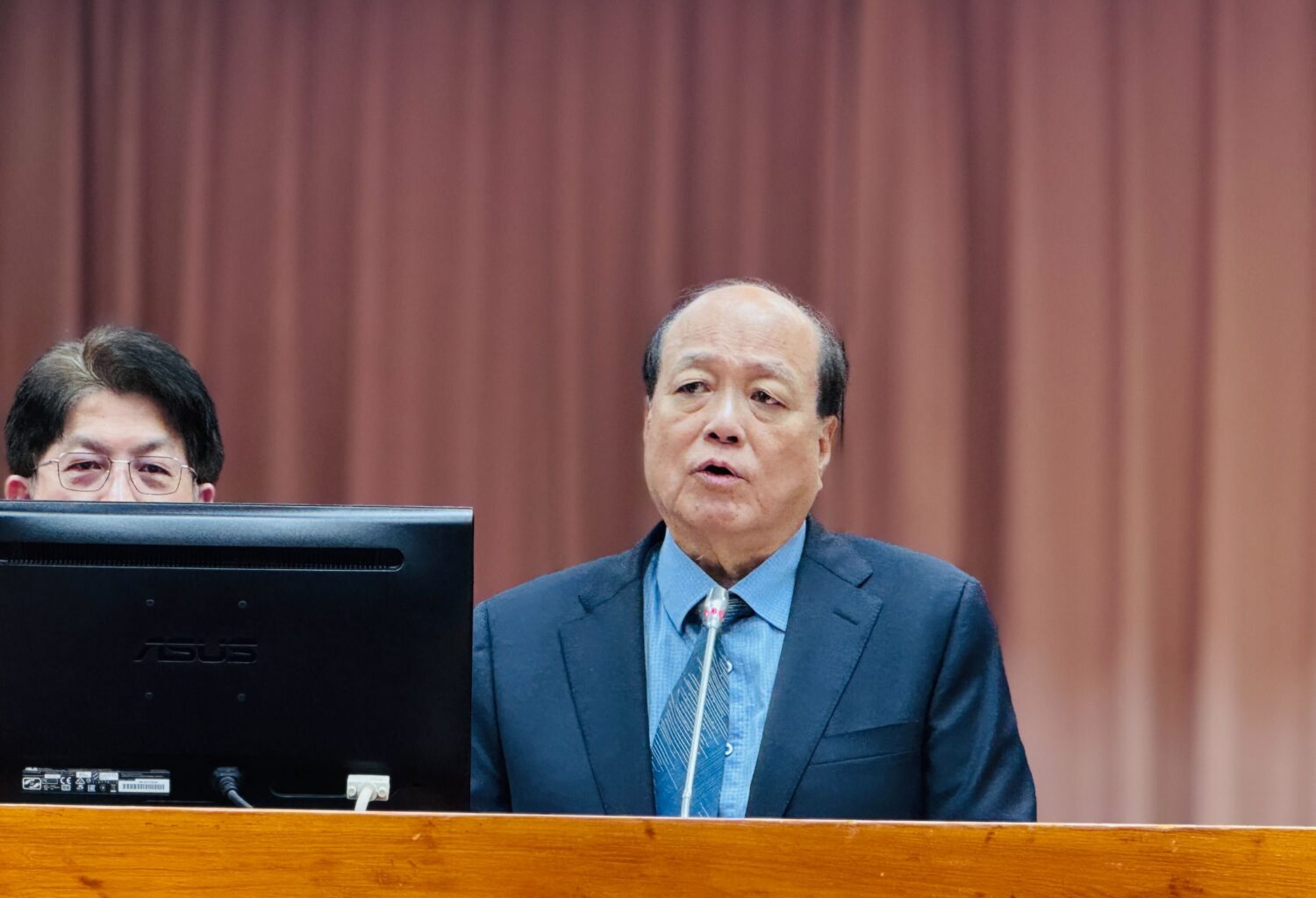 陳明真主委坦言，提高組織位階確實有助人才培育與國際交流。(圖／葛如鈞國會辦公室)