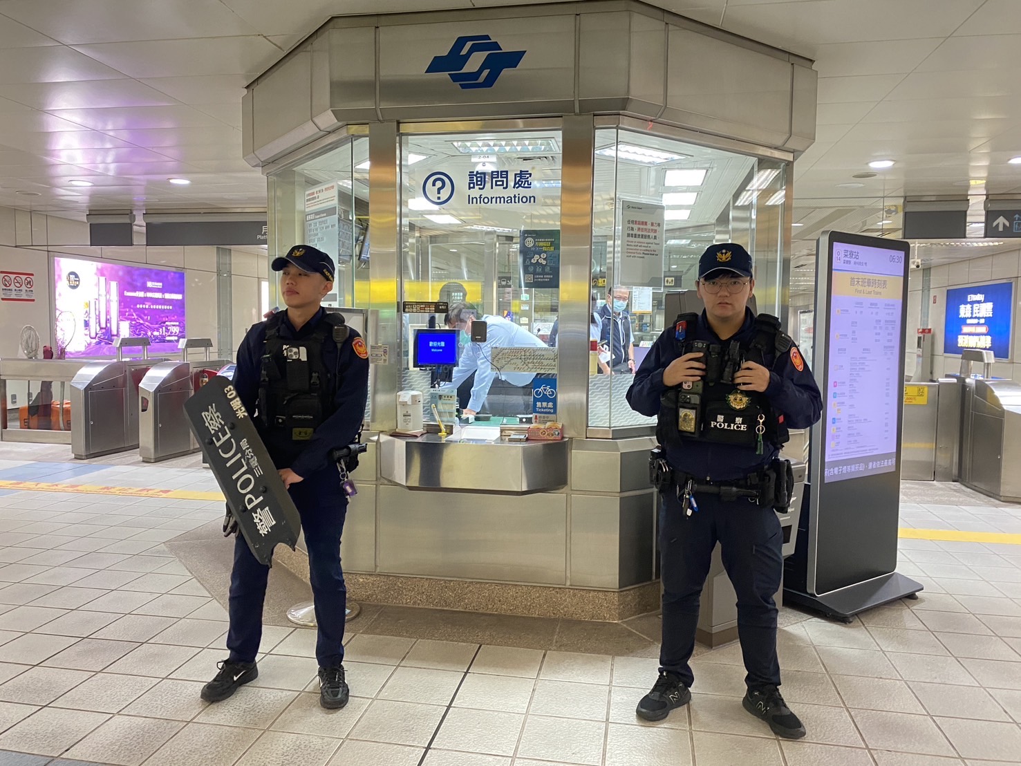 警方加強見警率。(記者李健興翻攝)