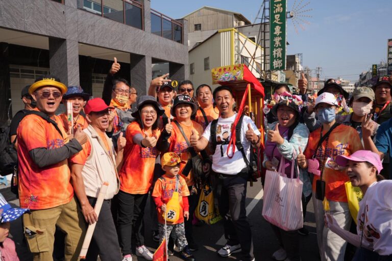 許智傑徒步贊境：三天的行程雖然辛苦，但心中無比踏實。〈圖／記者蔡宗武翻攝〉