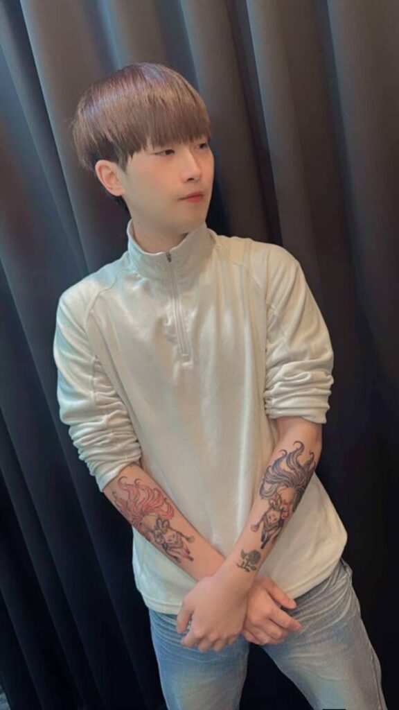 陳勇正平時擔任模特兒喜好打抱不平。(圖/記者林照東翻攝)