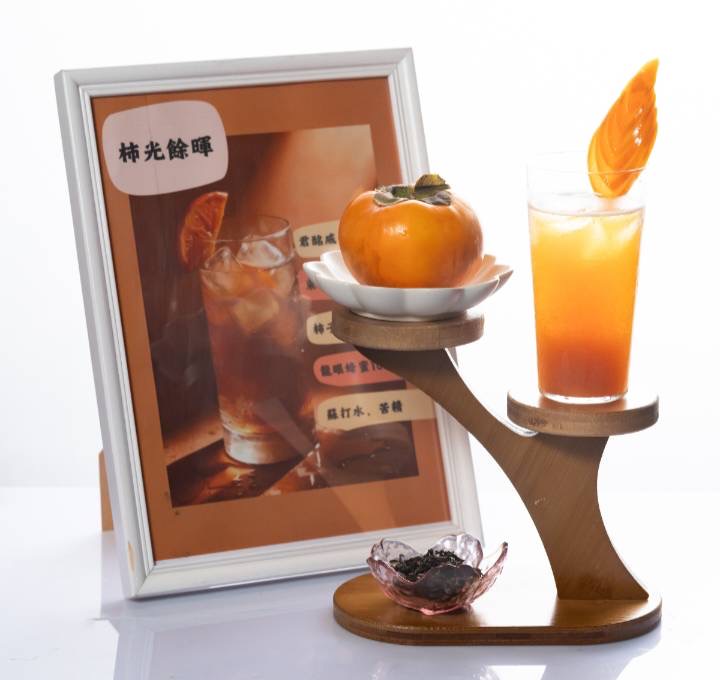 AJ調酒創意大賽中不乏許多結合了在地元素，揮灑出令人驚豔作品。（圖/記者黃溎芬翻攝）