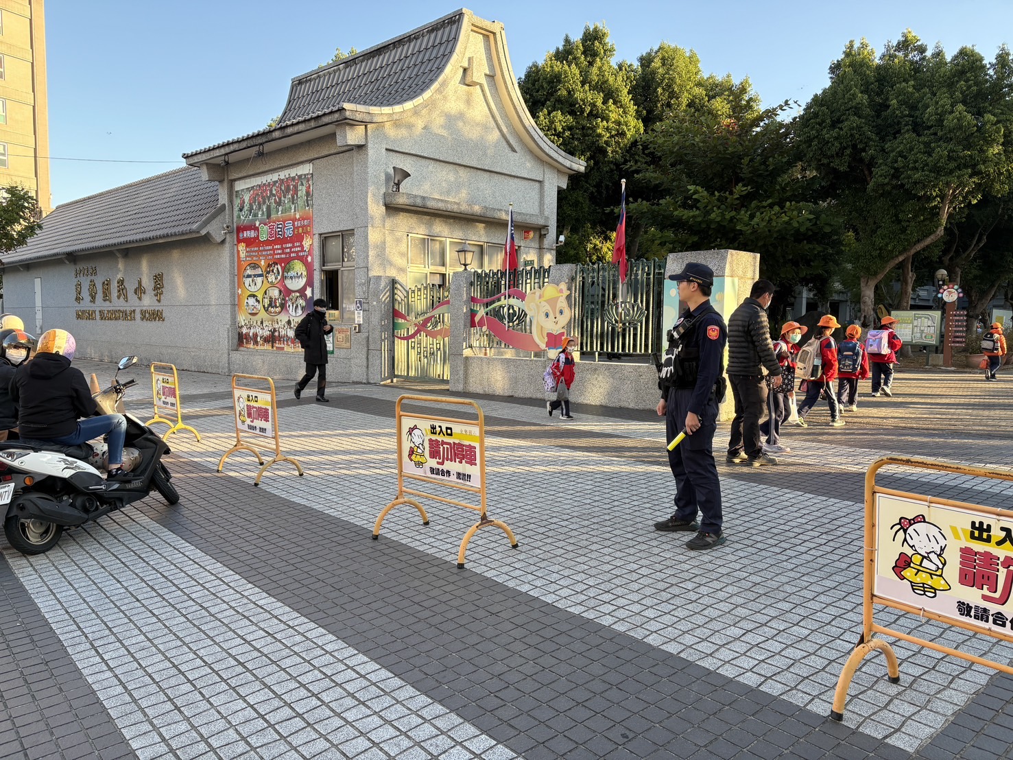 「見警率再升級」 東勢警強化校園及車站周邊防護 - https://www.watchmedia01.com