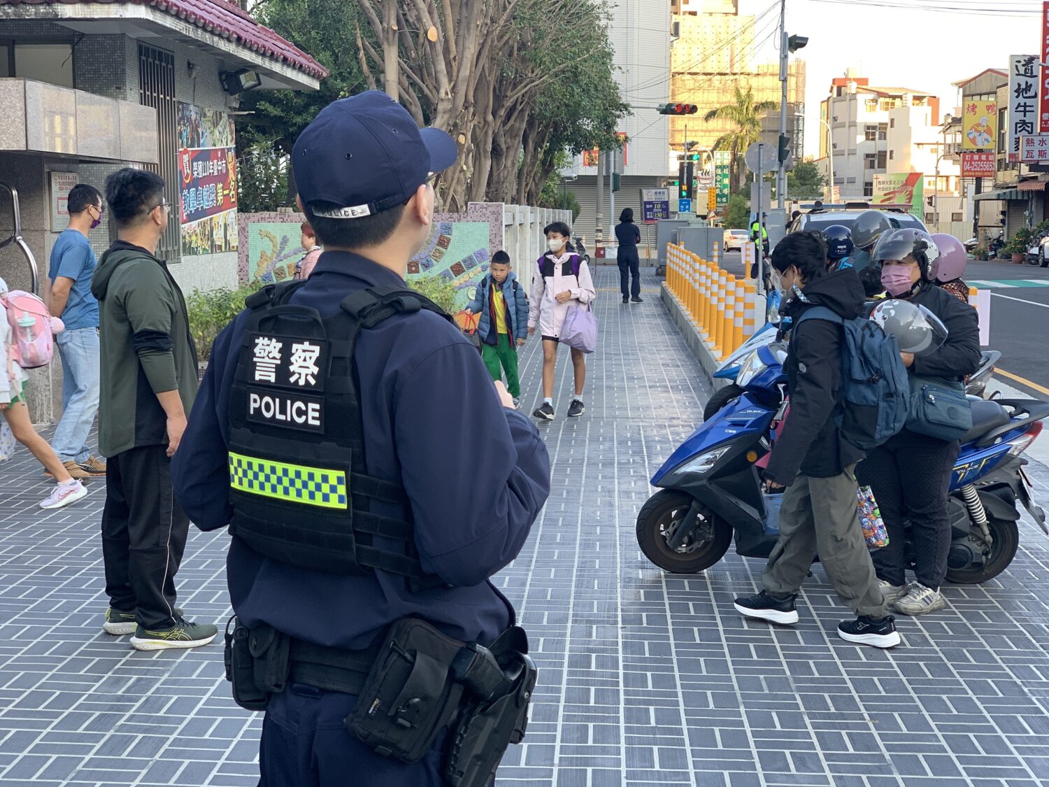 因應捷運治安事件 中市警「全面強化護童勤務」守護通學安全 - https://www.watchmedia01.com