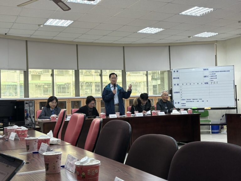 張啓楷針對嘉北、志航、蘭潭等國小,以及嘉義國中、蘭潭國中與嘉義市棒球場照明改善等6項長期卡關的補助案件,召開中央、地方與校方三方協調會。(圖/張啓楷國會辦公室)