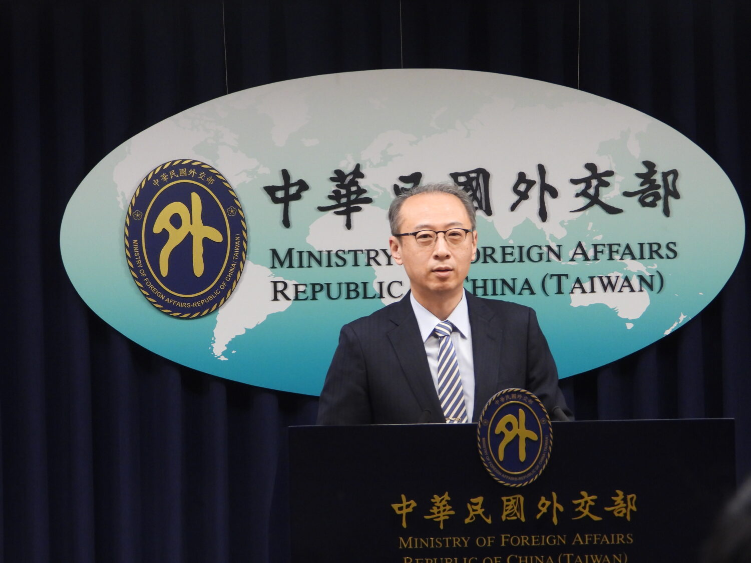 宏都拉斯總統就職在即，外交部低調回應「尚未收到正式邀請」。(記者翻攝)