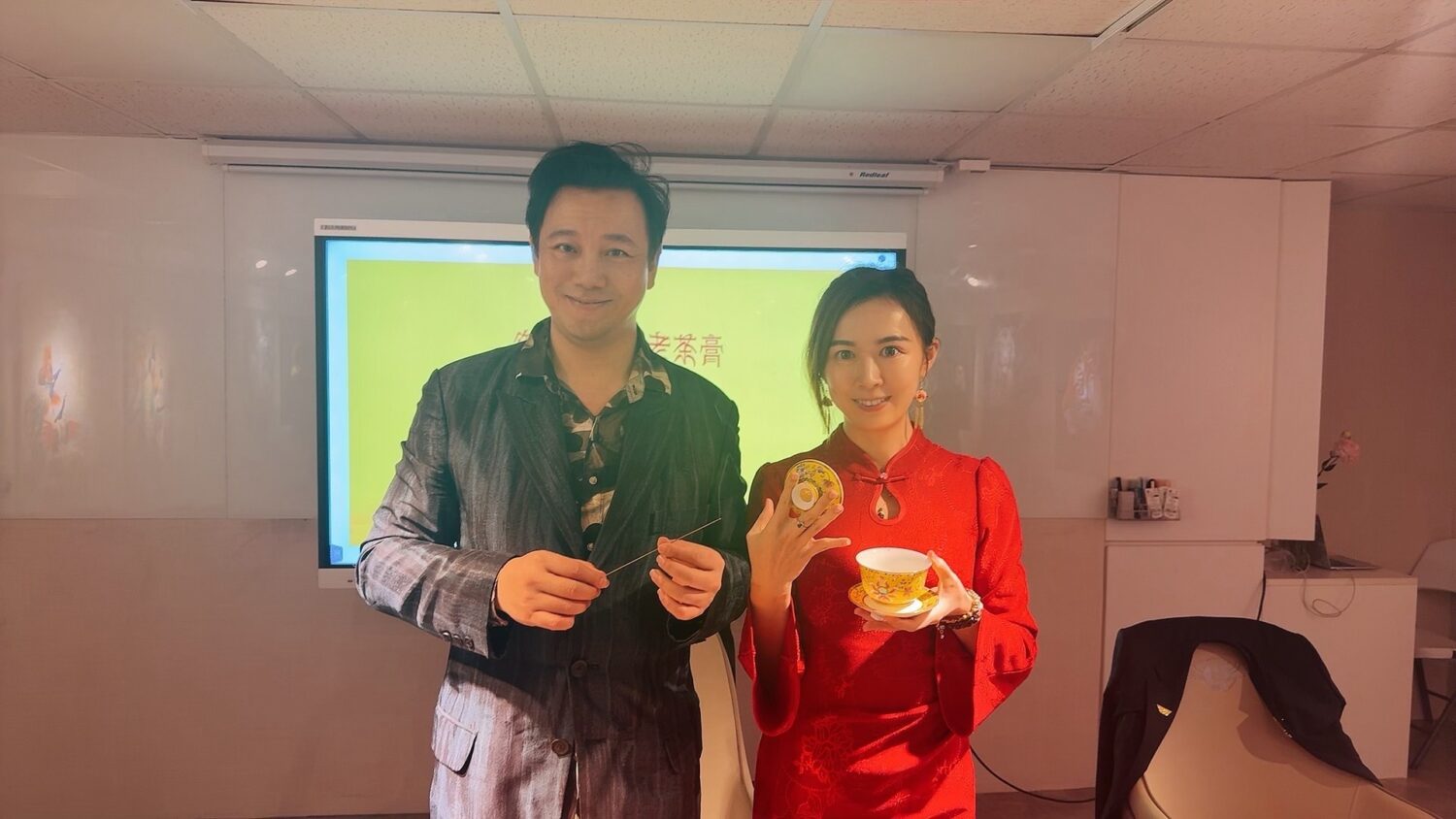 塗栩禎創立的「栩禎國際」整合品香、翡翠、美麗與健康,打造從外在美到內在能量的完整生活美學。(圖/栩禎國際 提供)