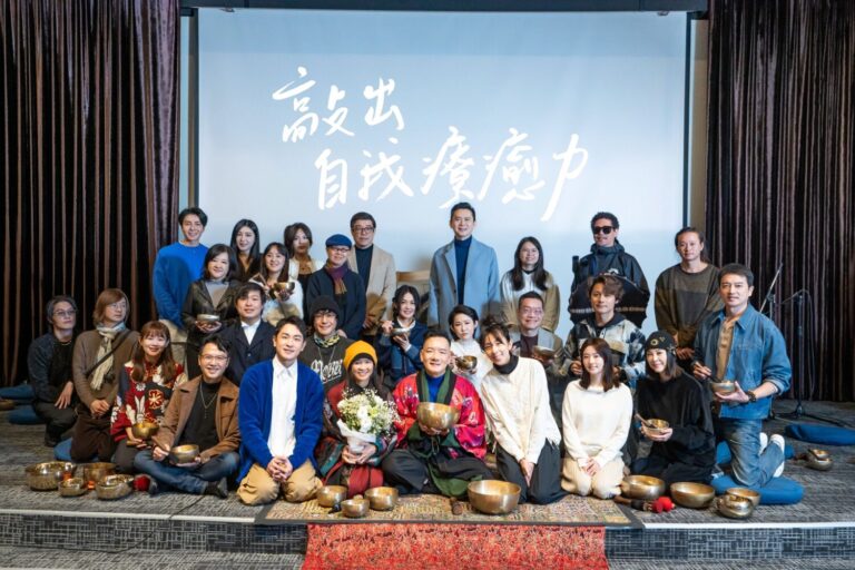 音樂人田定豐和靈性導師朱衍舞1/11舉辦暢銷新書「敲出自我療癒力」分享會。(圖/主辦 提供)