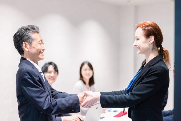 企業併購要留意規劃股權配置與經營權布局。(圖／致同國際法律事務所提供)