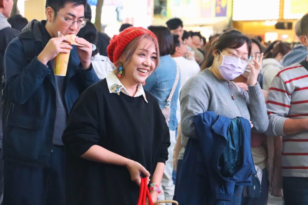 吳亦帆亂入台北海大新媒體學程同學西門町演唱會，原音重現震撼現場擠爆了人！(圖/台北海大 提供)